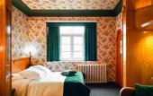 Туры в отель Latroupe Hotel Le Berger.
