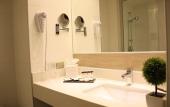Туры в отель Radisson Blu Plaza El Bosque Santiago