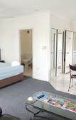 Туры в отель Reef Palms Motel