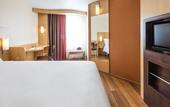 Туры в отель ibis Nantes Centre Tour Bretagne