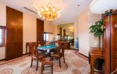 Туры в отель Vienna International Hotel (Xi'an Big Wild Goose Pagoda Datang Everbright City)