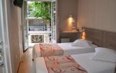 Туры в отель BRIT HOTEL Confort Le Revest Sainte Maxime