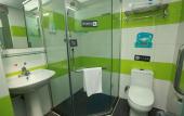 Туры в отель 7Days Inn (Chengdu Sichuan Normal University Chenglong Campus Jingji Harbor)