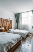 Туры в отель Chengdu Sonderia Hostel&Bar-Lazybones