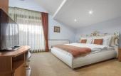 Туры в отель Hotel Aristocrat & Fish Restaurant