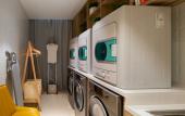 Туры в отель Atour Hotel (Wuhan East Railway Station Optics Valley High Tech)