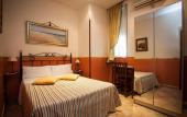 Туры в отель Hostal Armesto
