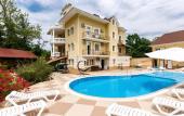 Туры в отель «Amfora Family Resort» \/ «Амфора Фэмили Резорт» гостевой дом