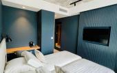 Туры в отель Kyriad Lyon Ouest - Limonest