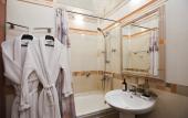 Туры в отель «Роскошь с видом на Неву и разводной мост» апартаменты