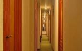 Туры в отель Hostal Lauria