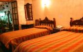 Туры в отель Hostal Sucre