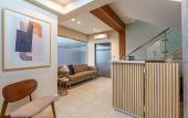 Туры в отель Stay Here Suites