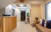 Туры в отель Stay Here Suites