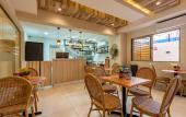 Туры в отель Stay Here Suites
