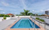 Туры в отель Stay Here Suites