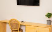 Туры в отель Stay Here Suites