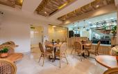 Туры в отель Stay Here Suites