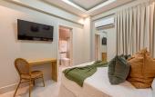 Туры в отель Stay Here Suites
