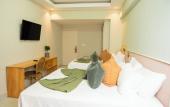 Туры в отель Stay Here Suites