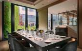 Туры в отель Humble House Taipei, Curio Collection by Hilton
