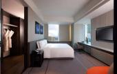 Туры в отель Humble House Taipei, Curio Collection by Hilton