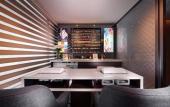 Туры в отель Humble House Taipei, Curio Collection by Hilton