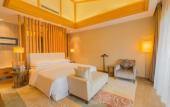 Туры в отель Sheraton Grand Hangzhou Wetland Park Resort