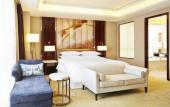 Туры в отель Sheraton Grand Zhengzhou Hotel