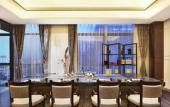 Туры в отель Sheraton Grand Zhengzhou Hotel