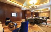 Туры в отель Wyndham Grand Plaza Royale Huayu Chongqing