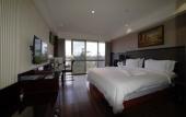 Туры в отель Swiss Lenana Mount Hotel