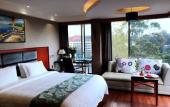 Туры в отель Swiss Lenana Mount Hotel