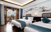 Туры в отель Floral Hotel Furong Town Galaxy Heights Hotel(Wangcun Waterfall Store)
