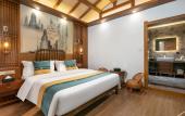 Туры в отель Floral Hotel Furong Town Galaxy Heights Hotel(Wangcun Waterfall Store)