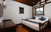 Туры в отель Floral Hotel Furong Town Galaxy Heights Hotel(Wangcun Waterfall Store)