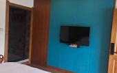 Туры в отель Floral Hotel Furong Town Galaxy Heights Hotel(Wangcun Waterfall Store)