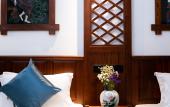 Туры в отель Floral Hotel Furong Town Galaxy Heights Hotel(Wangcun Waterfall Store)