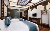 Туры в отель Floral Hotel Furong Town Galaxy Heights Hotel(Wangcun Waterfall Store)