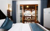 Туры в отель Floral Hotel Furong Town Galaxy Heights Hotel(Wangcun Waterfall Store)