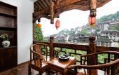 Туры в отель Floral Hotel Furong Town Galaxy Heights Hotel(Wangcun Waterfall Store)