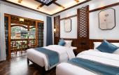 Туры в отель Floral Hotel Furong Town Galaxy Heights Hotel(Wangcun Waterfall Store)