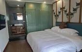 Туры в отель Floral Hotel Furong Town Galaxy Heights Hotel(Wangcun Waterfall Store)
