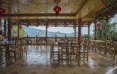 Туры в отель Floral Hotel Furong Town Galaxy Heights Hotel(Wangcun Waterfall Store)