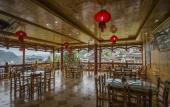 Туры в отель Floral Hotel Furong Town Galaxy Heights Hotel(Wangcun Waterfall Store)