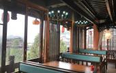 Туры в отель Floral Hotel Furong Town Galaxy Heights Hotel(Wangcun Waterfall Store)
