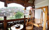 Туры в отель Floral Hotel Furong Town Galaxy Heights Hotel(Wangcun Waterfall Store)