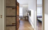 Туры в отель voco The Hague by IHG