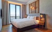 Туры в отель voco The Hague by IHG