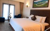 Туры в отель Phoenix Hotel